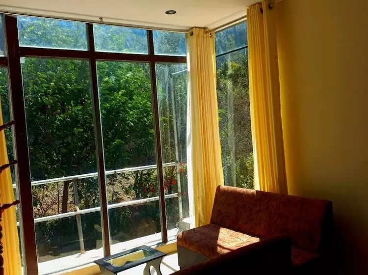 مسافرخانه Humantay Lodge Ollantaytambo