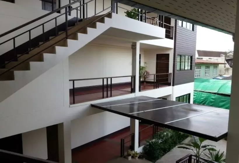 هتل Baan Nai Wiang