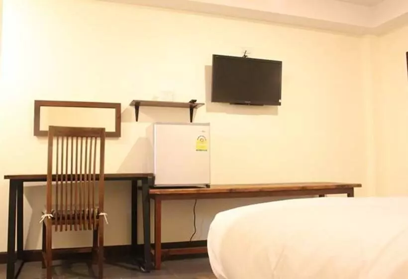هتل Baan Nai Wiang
