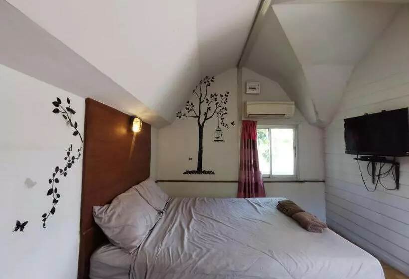 هتل De Coco House