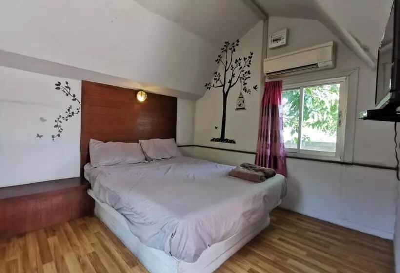 هتل De Coco House