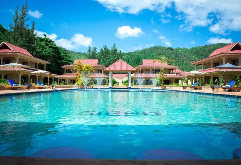 Oasis Hotel Restaurant & Spa