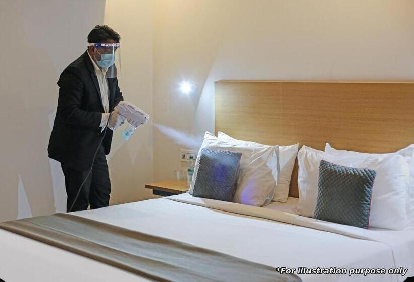 Hotel OYO Townhouse 001