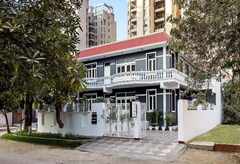 Hotel OYO Townhouse 001