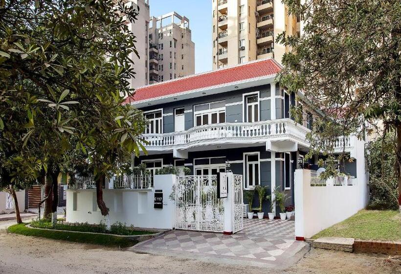 Hotel OYO Townhouse 001