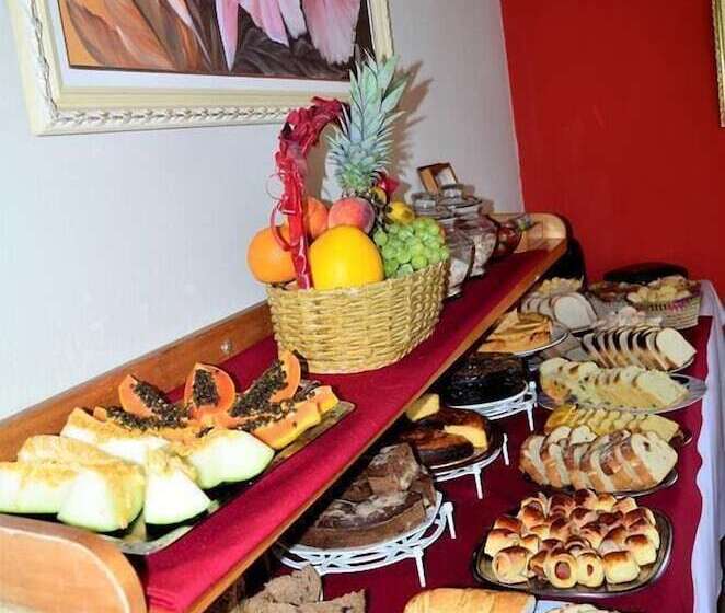 ホテル Pousada Flores Da Serra