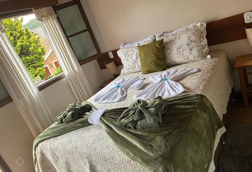 ホテル Pousada Flores Da Serra