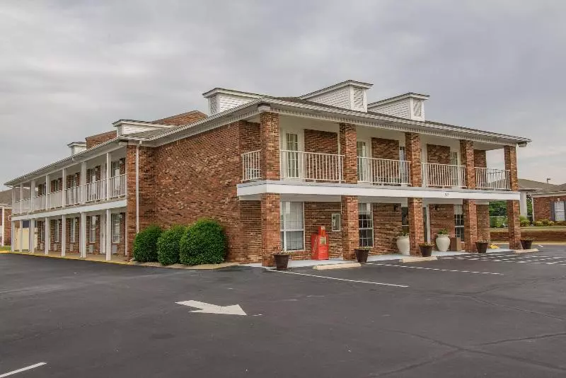 ホテル Richland Inn