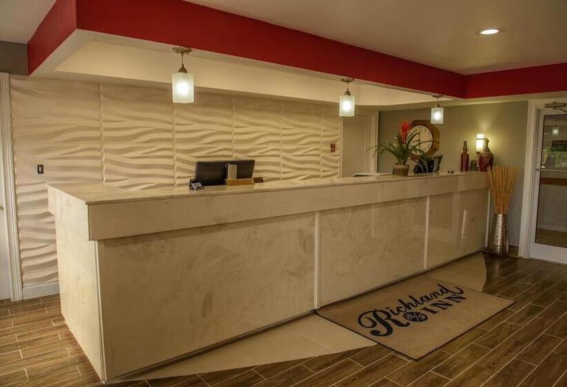 Отель Richland Inn