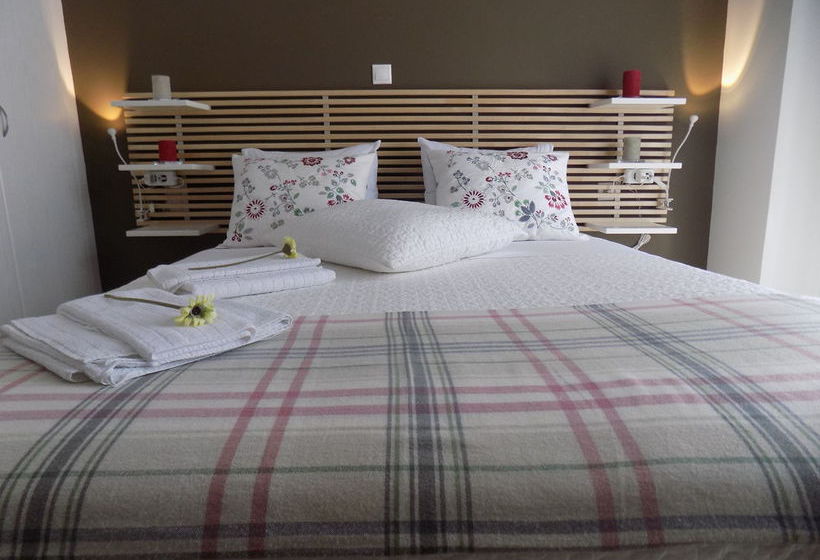 Motel Emerald Tower Motor Inn