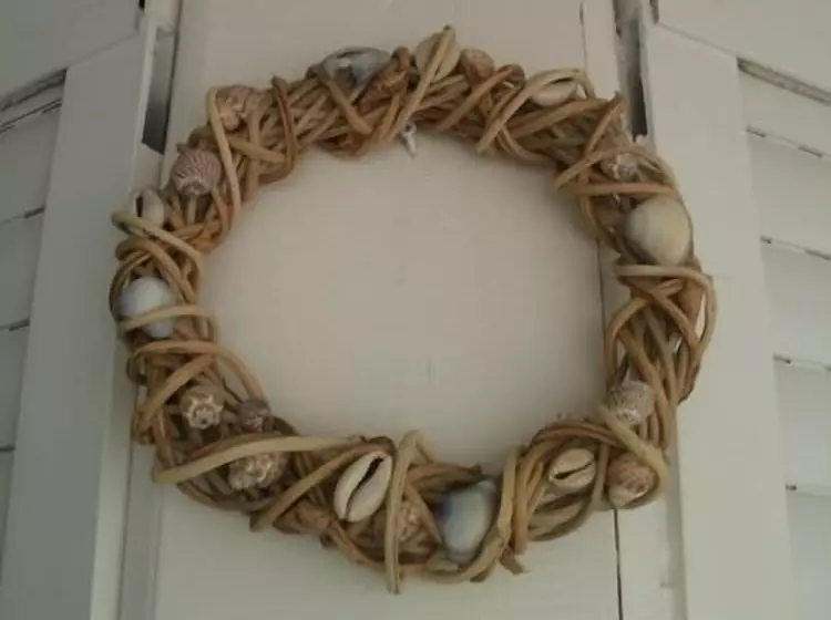 Seashell Apartments