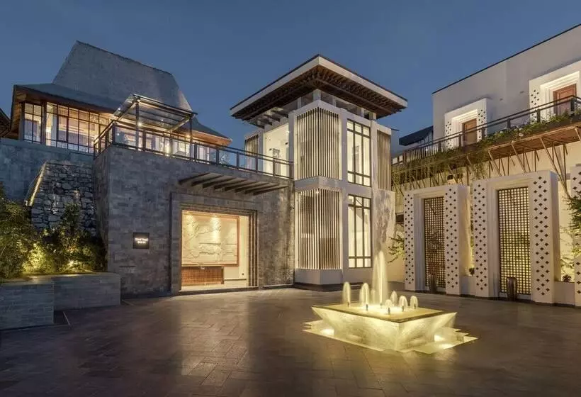 هتل Dusit Thani Himalayan Resort Dhulikhel, Nepal