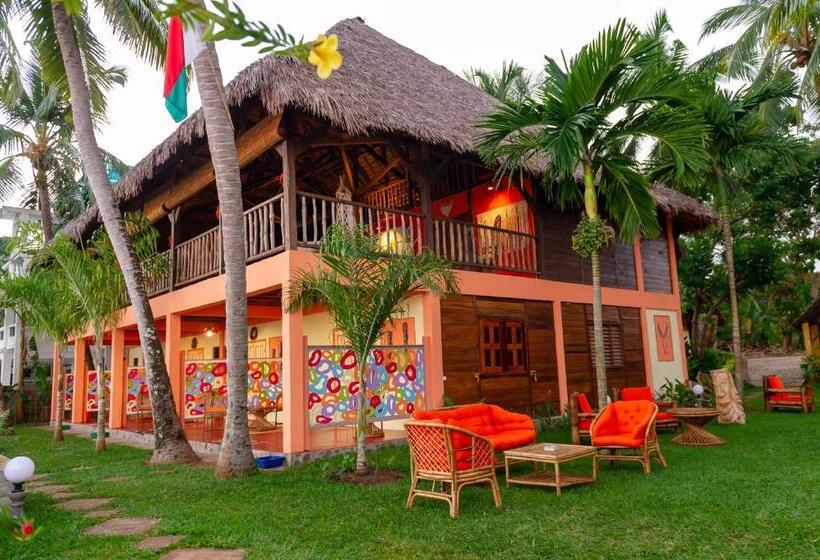 هتل La Plage De Le Zahir