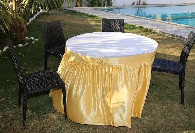 Hotelli The Bliss Palm