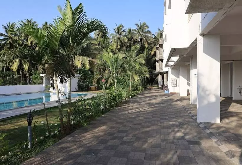 Hotelli The Bliss Palm