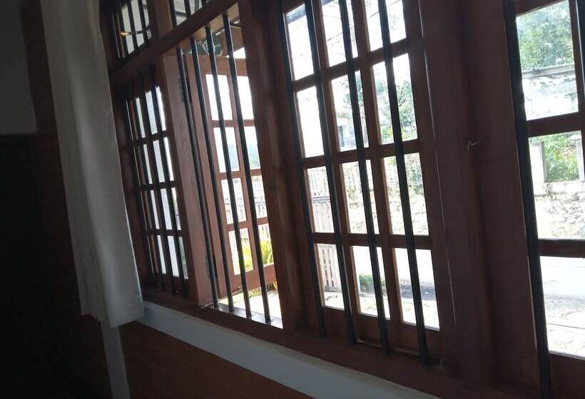 Pensionat Windy Hanthana