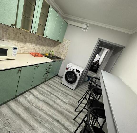 هاستل «хостел на гоголя»