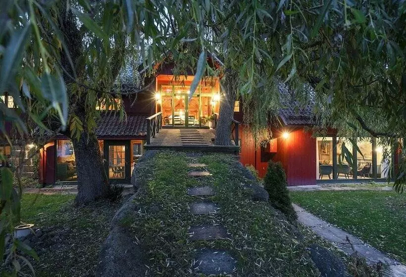 Engø Gård Hotel & Restaurant