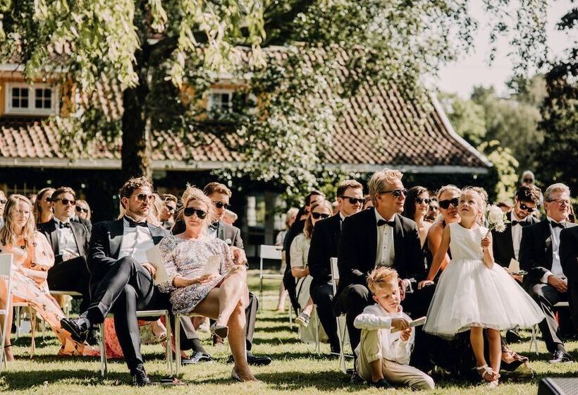 Engø Gård Hotel & Restaurant