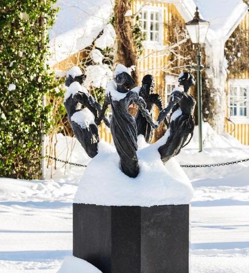 Engø Gård Hotel & Restaurant