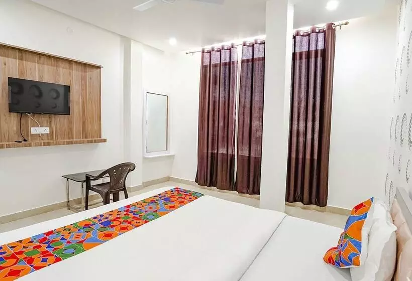 Fabhotel Siddhi