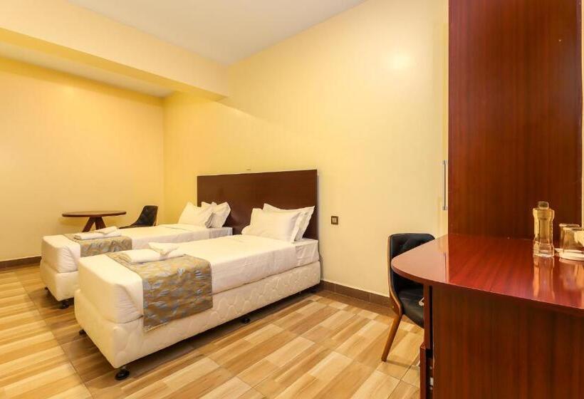 هتل Dallas Premiere