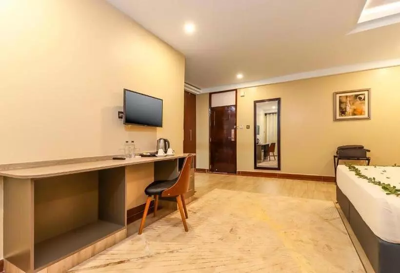 هتل Dallas Premiere