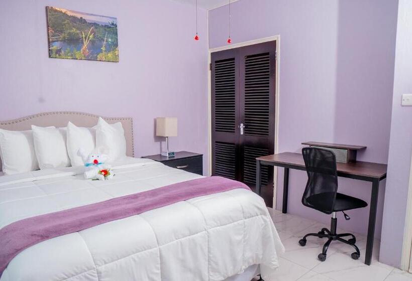 هتل Lavender Moon Villas