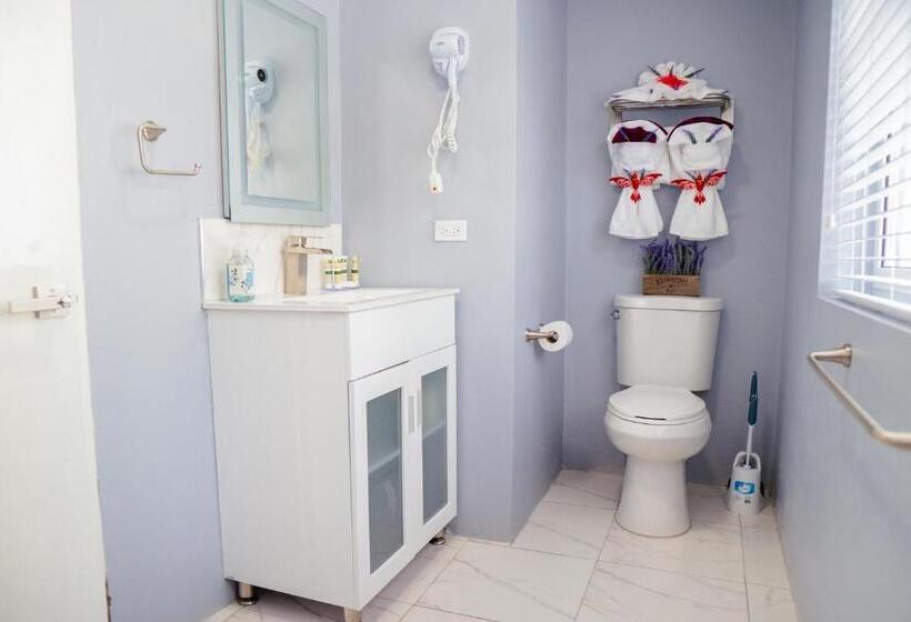 هتل Lavender Moon Villas