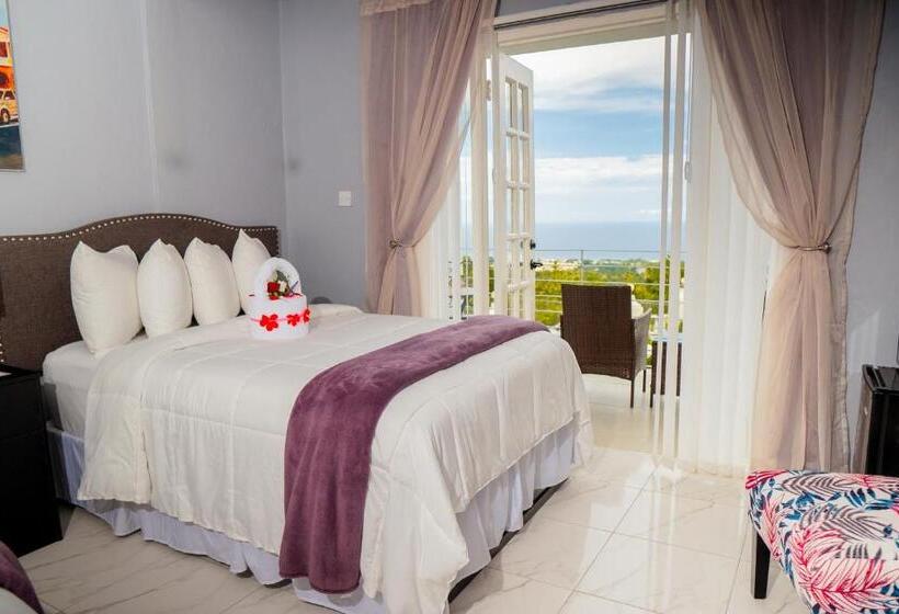 هتل Lavender Moon Villas