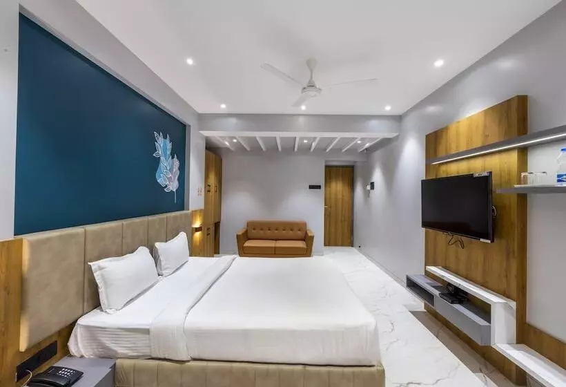 Fabhotel Prime Opulence