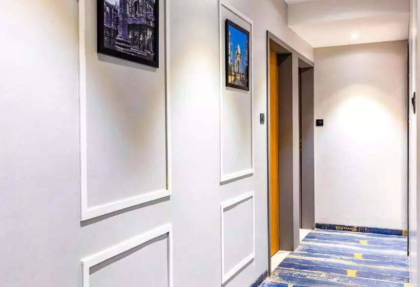 Fabhotel Prime Opulence