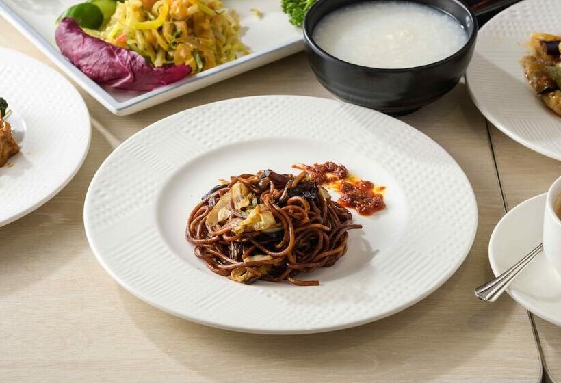 هتل Spring Rhapsody