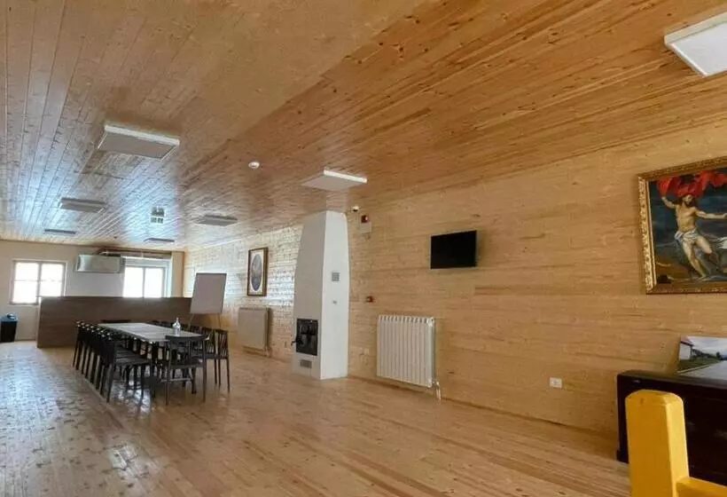 ホテル Vermoshi Tdc