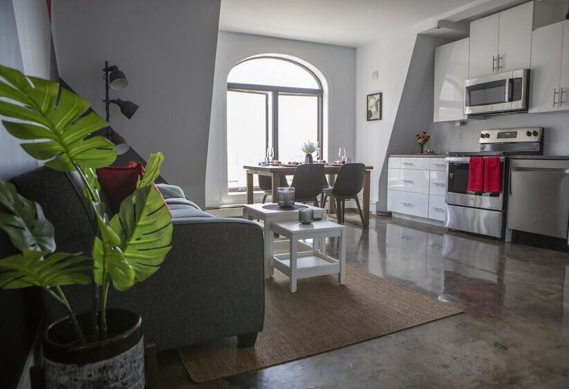 Cameo Hotel And Suites