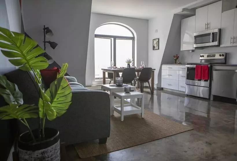 Cameo Hotel And Suites