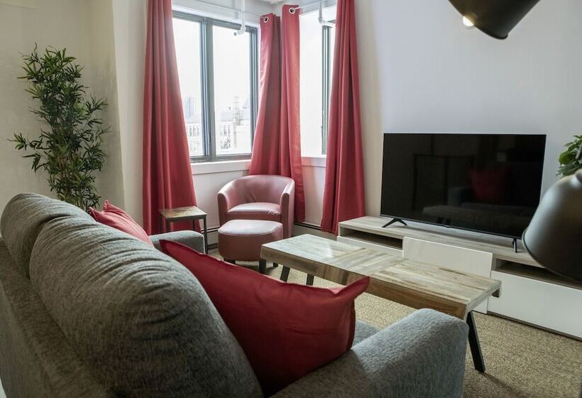 Cameo Hotel And Suites