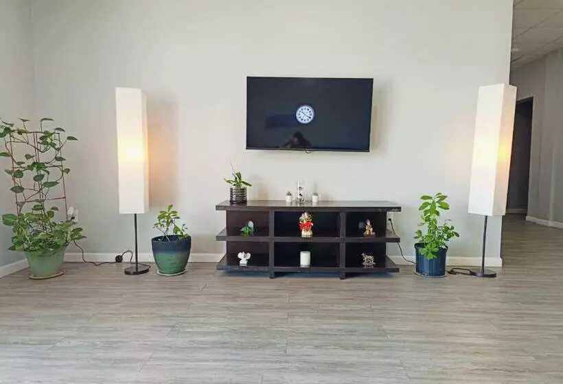 Champion Inn Motel By Oyo Hwy 59 Shepherd