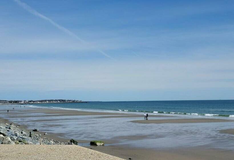 Oc North Beach Ocean Front Condo With Spectacular Views