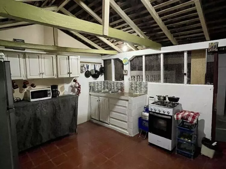 Majatalo Voyager Int L Hostel Panama La Villa