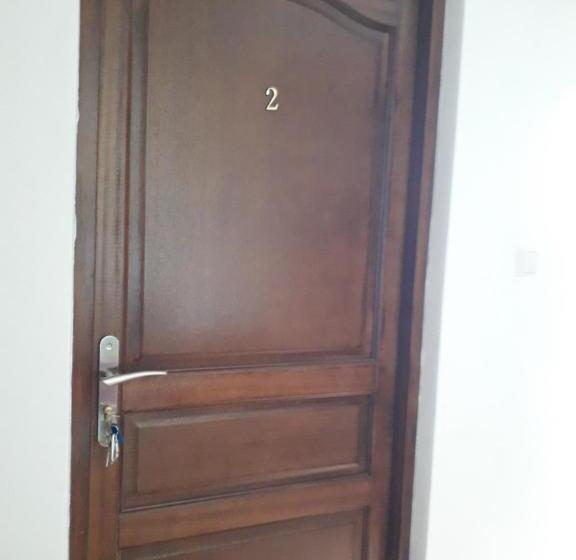 پانسیون Vila Roz