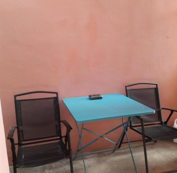 پانسیون Vila Roz