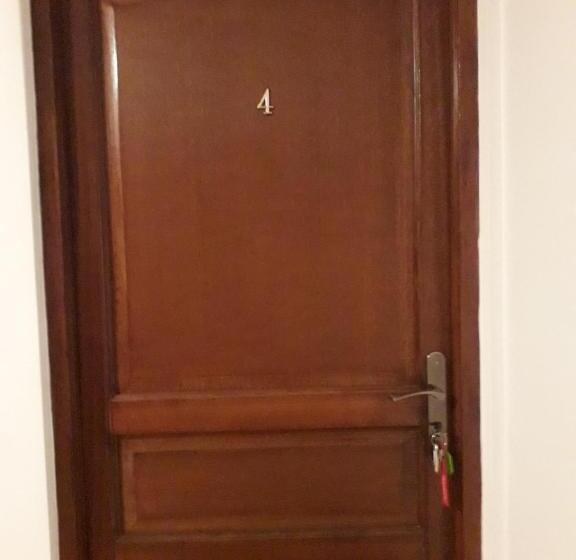 پانسیون Vila Roz