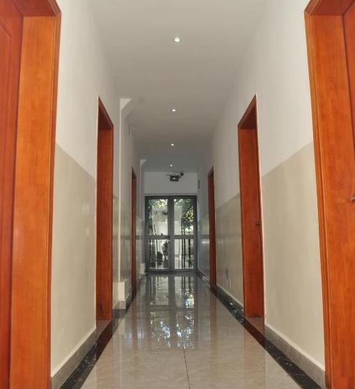 هتل Hôtel Sky Blue Mada