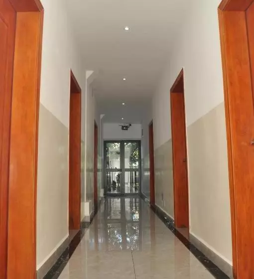 هتل Hôtel Sky Blue Mada