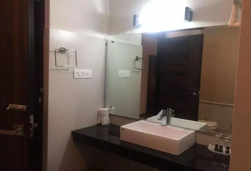 ホテル The Maitreya Ladakh