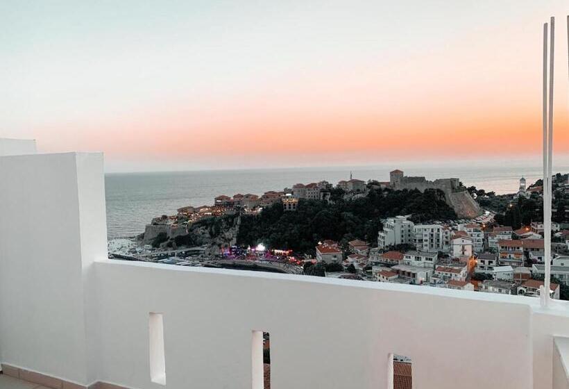 پانسیون Apartments Cobaj
