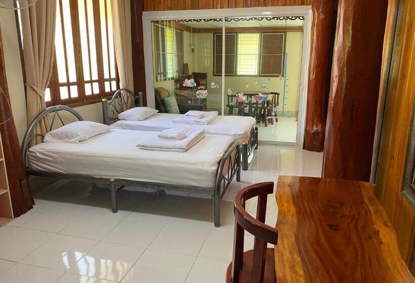 Panzió Baanpak Chomdoi