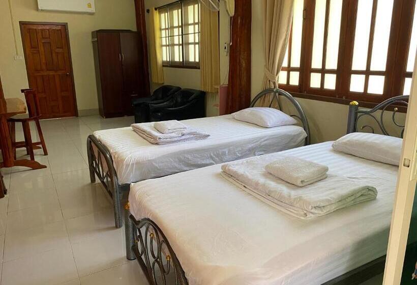 Panzió Baanpak Chomdoi