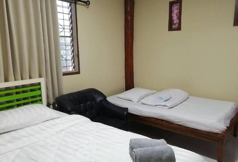 Panzió Baanpak Chomdoi